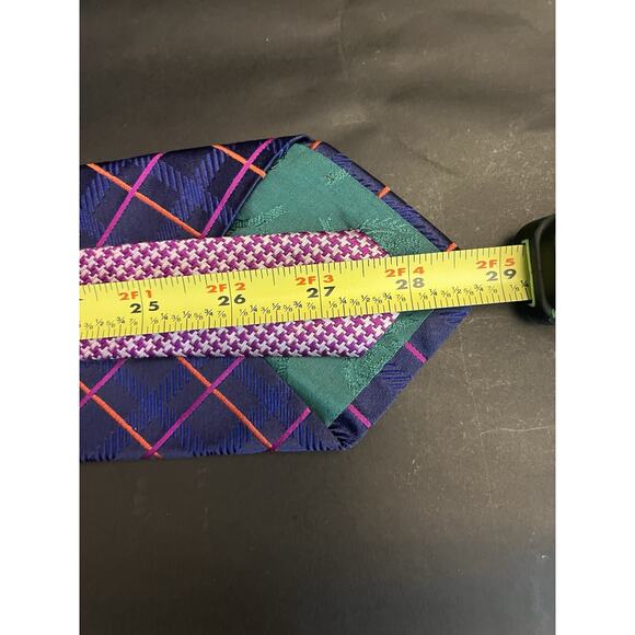 T Hilf 100% Silk Tie Diagonal Plaid Blue/Pink/Orange Houndstooth Jacquard - Picture 6 of 6